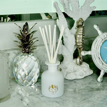 Load image into Gallery viewer, The Lion's Den Candle Company 5 oz Reed Diffuser and Refills White and Gold Black and Silver Peppermint Mocha