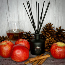 Load image into Gallery viewer, The Lion's Den Candle Company Apples and Maple Bourbon 5 oz Reed Diffusers and Reed Diffuser Refills White and Gold Black and Silver