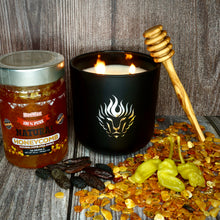 Load image into Gallery viewer, The Lion's Den Candle Company Spiced Honey 100% Soy Candles and Refills White and Gold Black and Silver