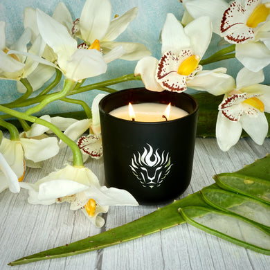 The Lion's Den Candle Company Summer Breeze 100% Soy Candles and Refills White and Gold Black and Silver