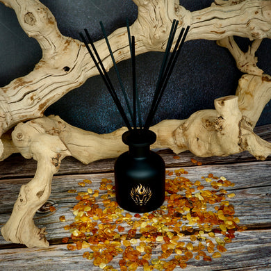 The Lion's Den Candle Company 5 oz Reed Diffuser and Refills White and Gold Black and Silver Driftwood